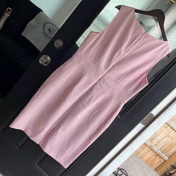 Like new Kasper light pink suiting dress size 14 - Picture 4 of 4